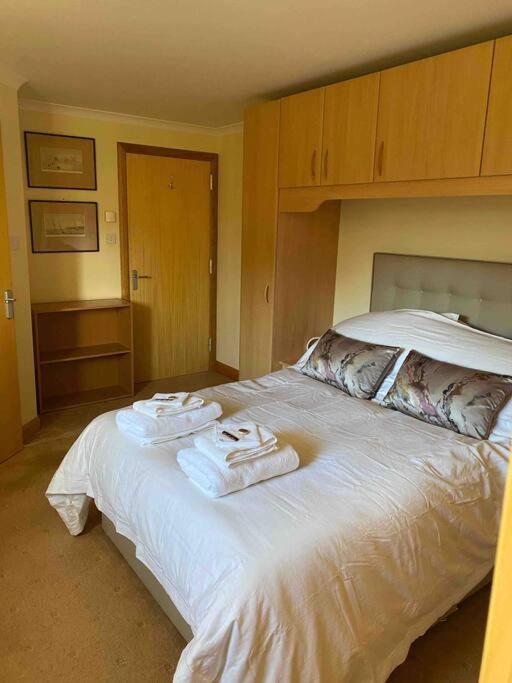 Apartment 500 - Metro Style Apartment On Nc500 เธอร์โซ ภายนอก รูปภาพ